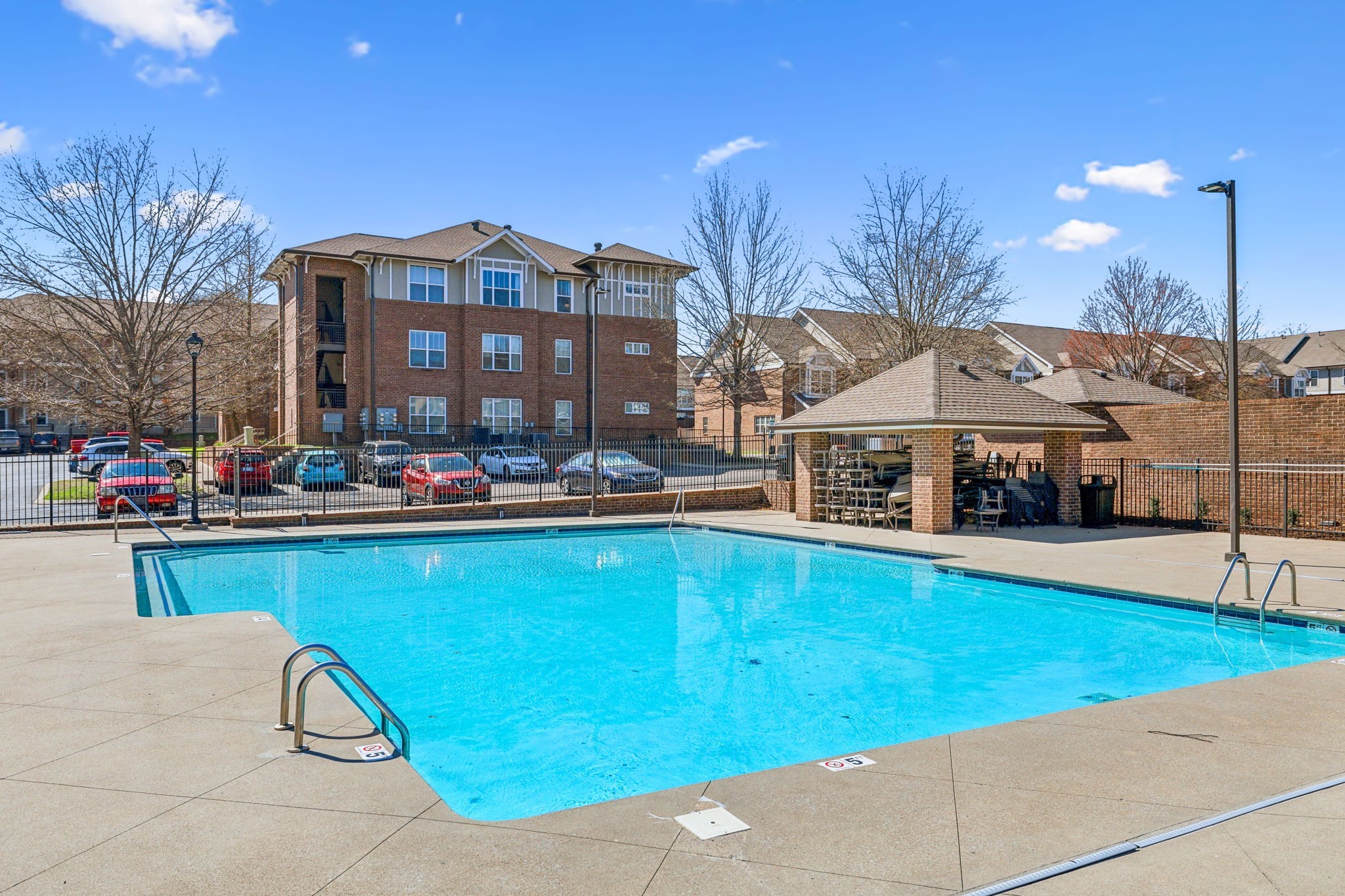 2310 Elliott Ave 411