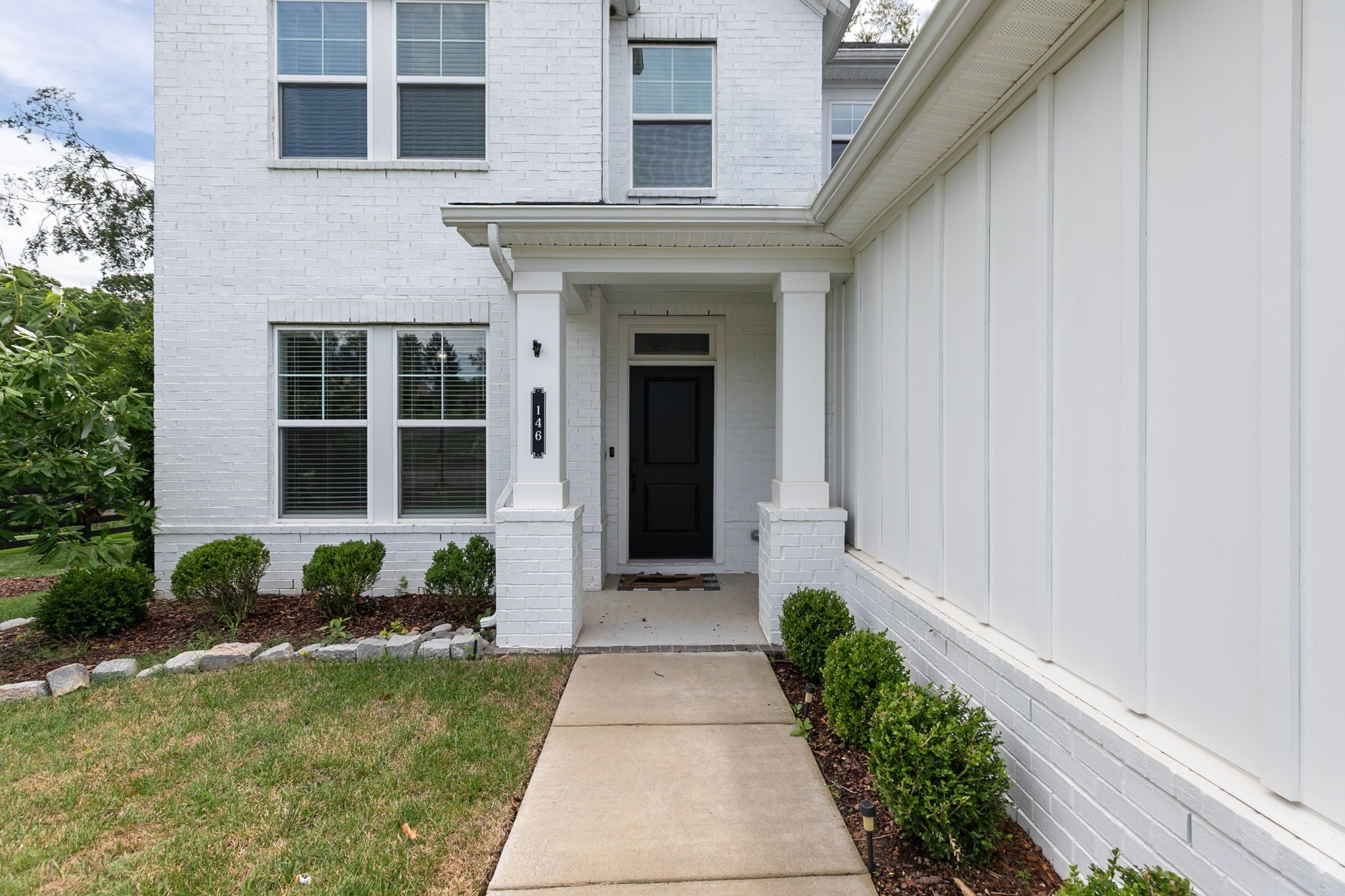 146 Newbury Dr