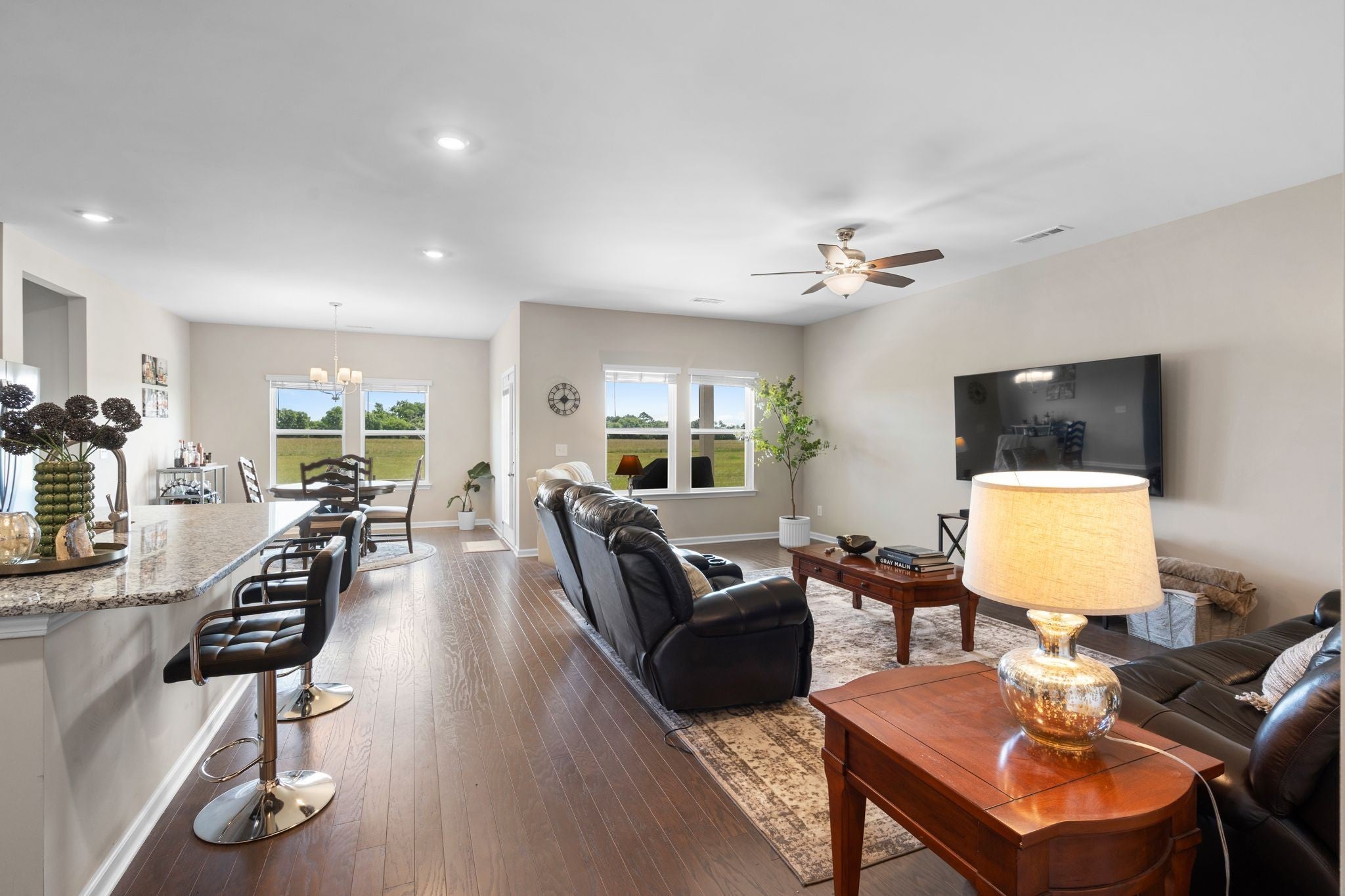 4926 Turquoise Ln