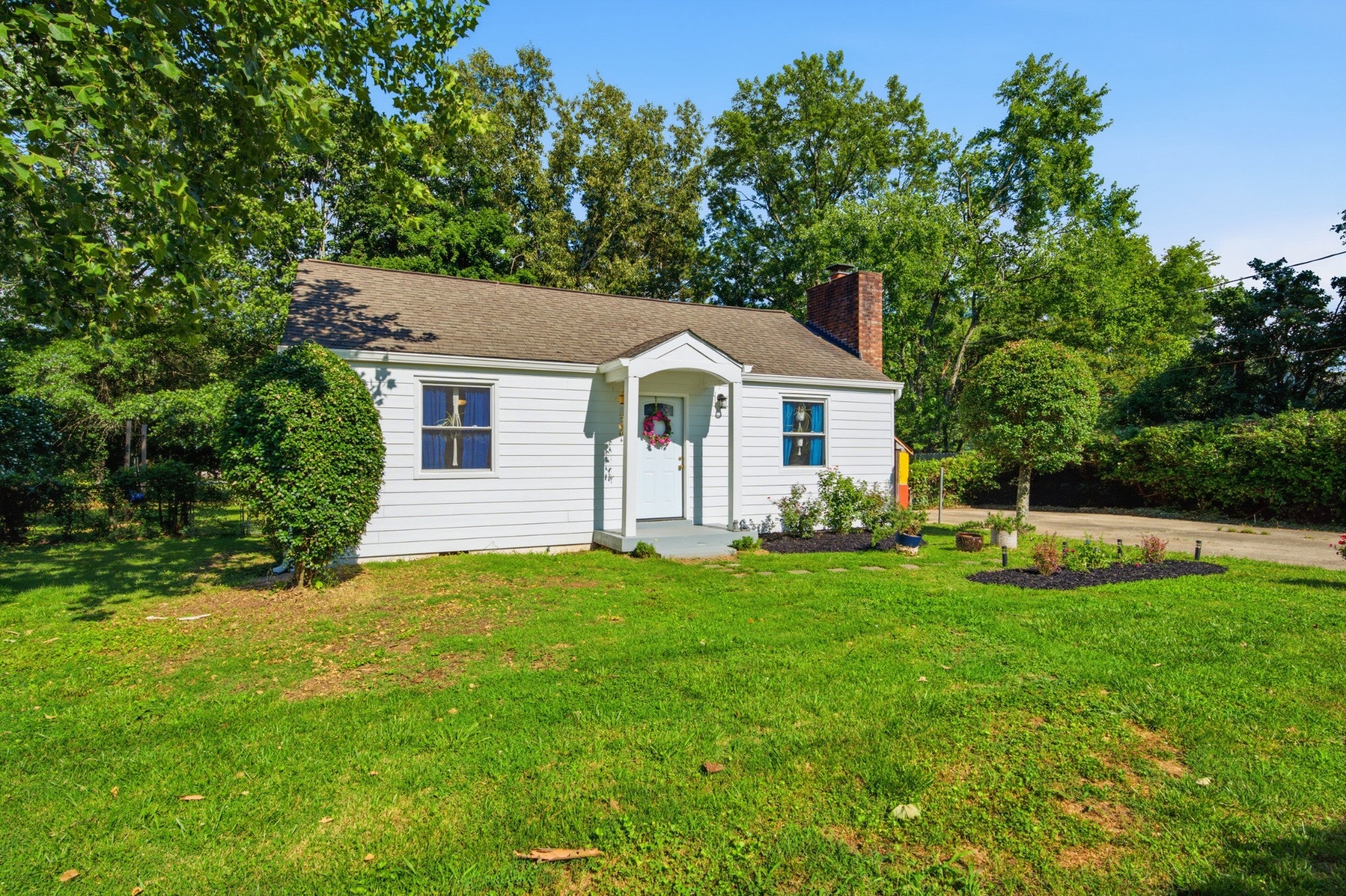 109 Gibson Dr