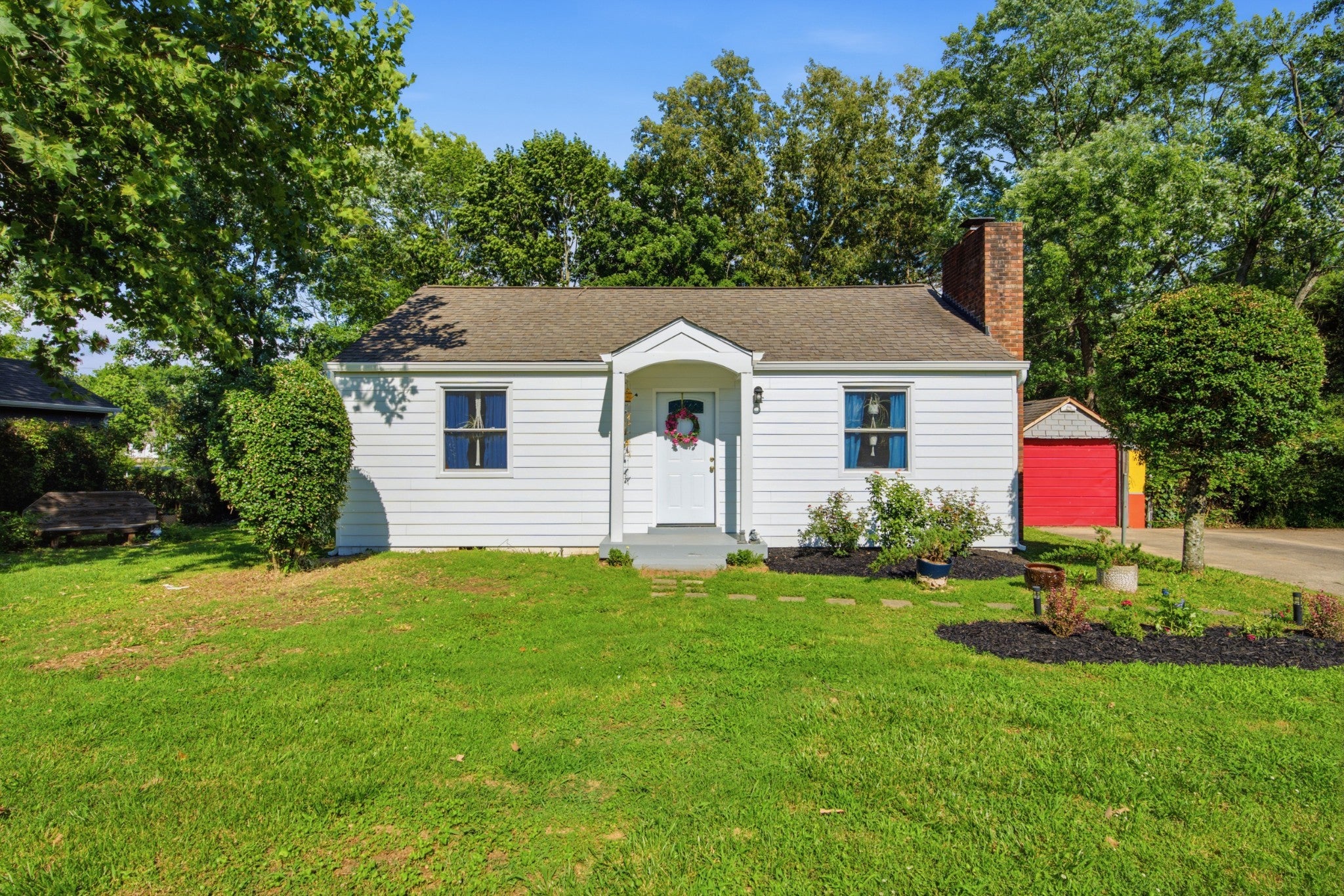 109 Gibson Dr