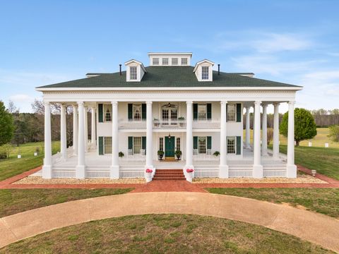 99 Posey Circle Saint Joseph TN 38481