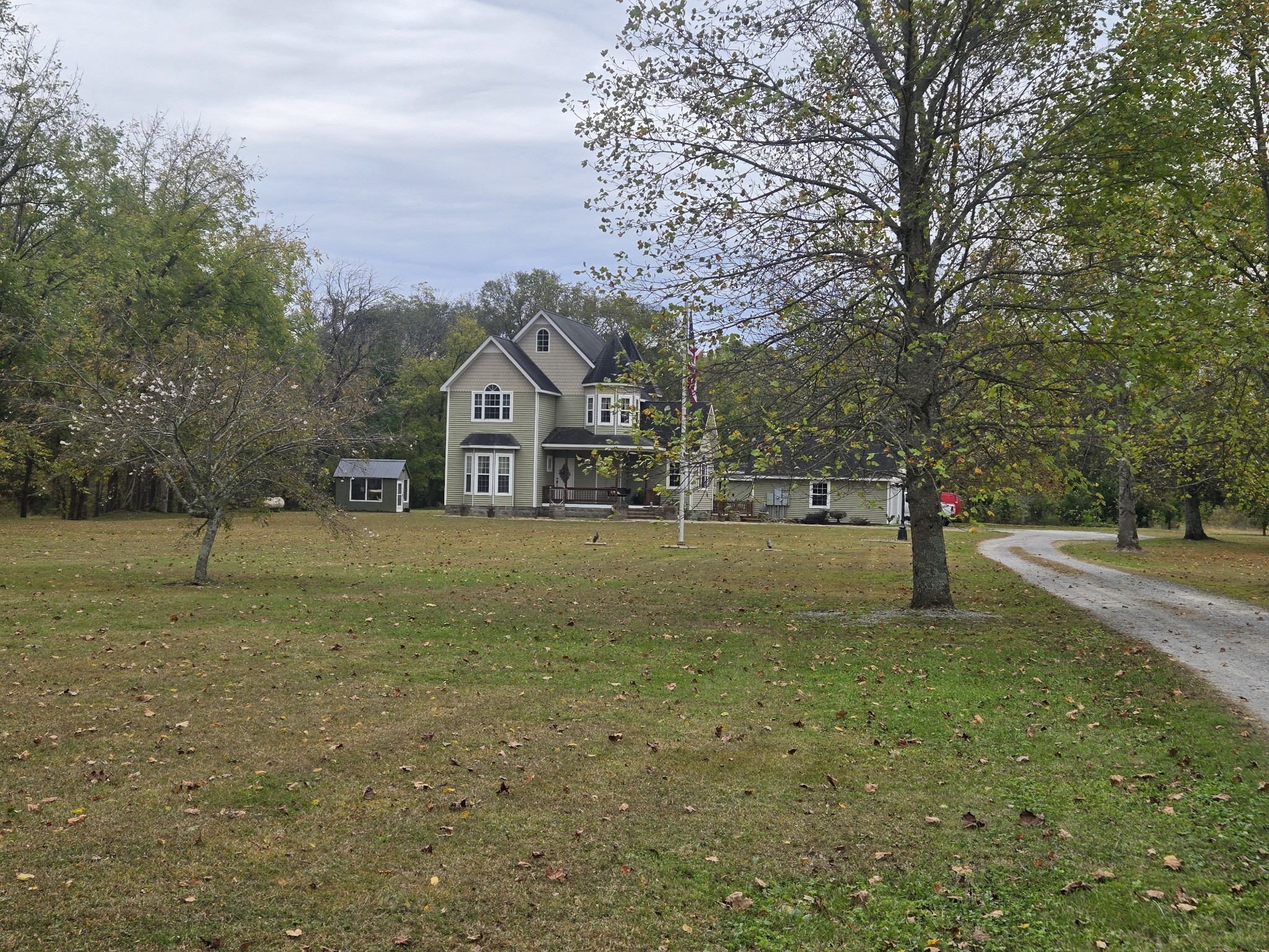 774 Sherrell Rd