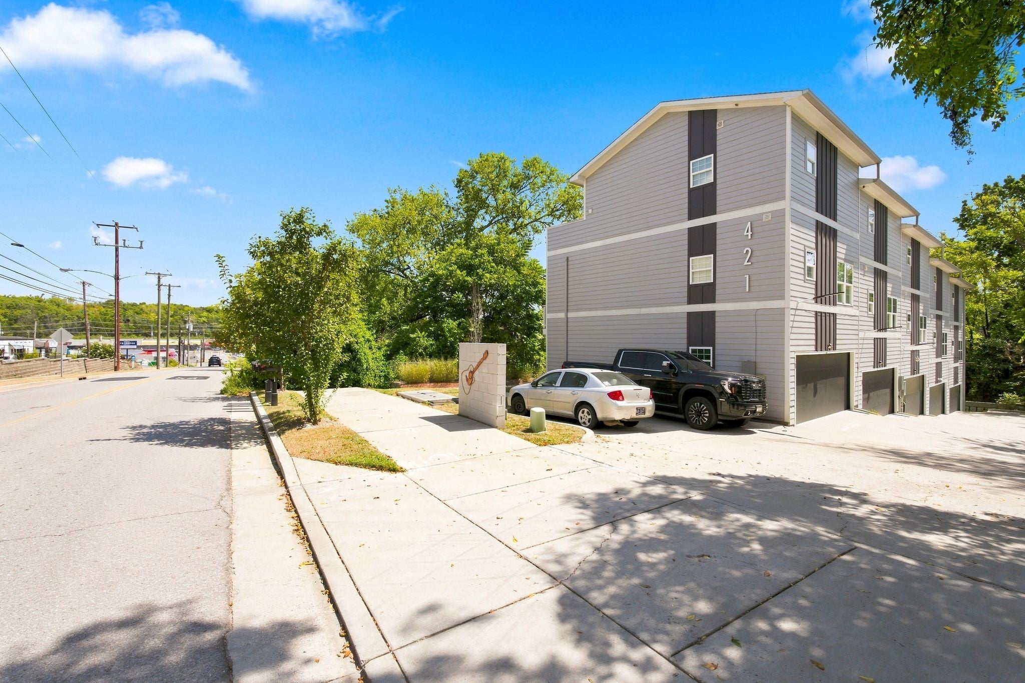 421 Elysian Fields Rd 4