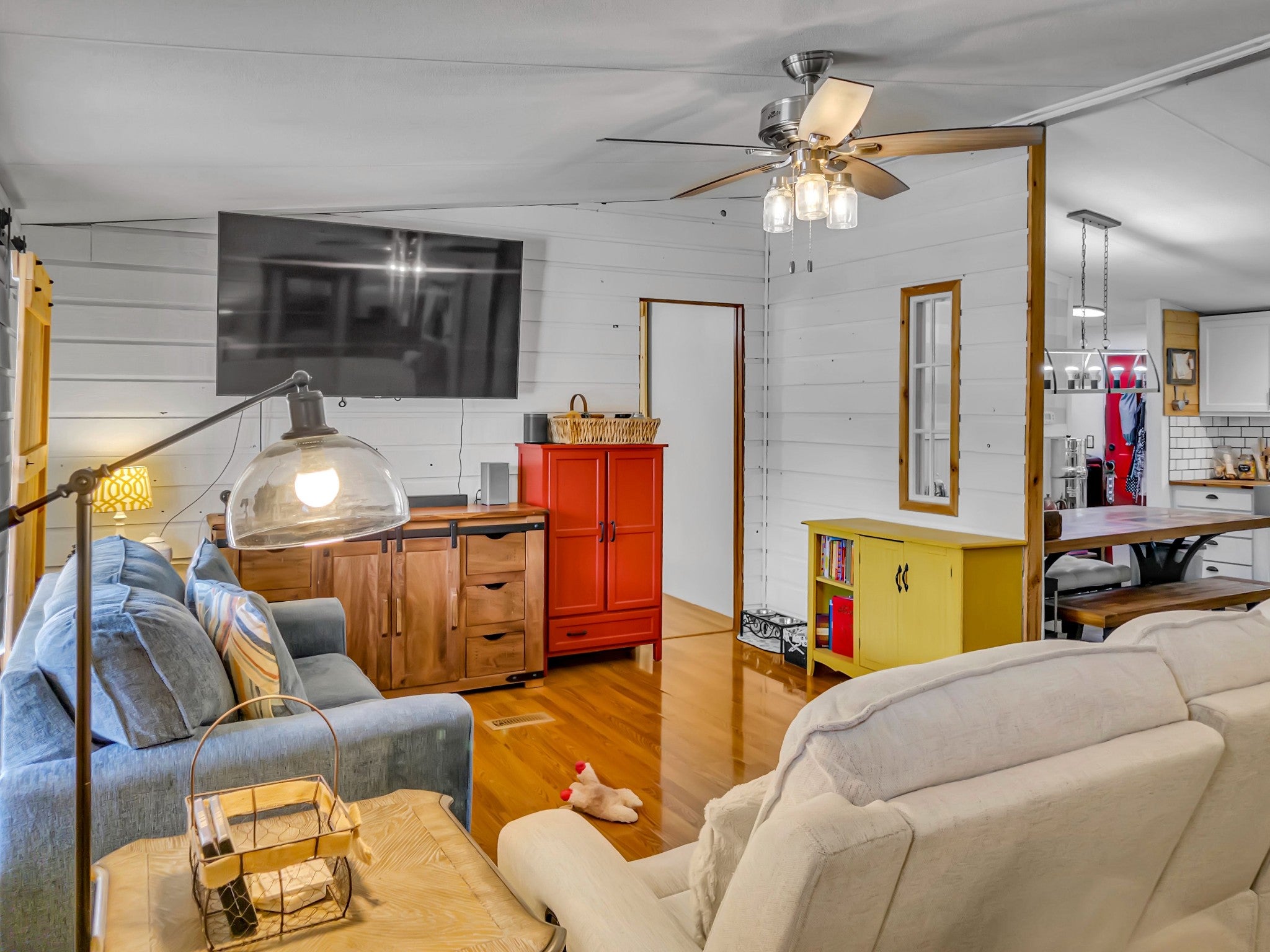 262 Woodland Heights Rd