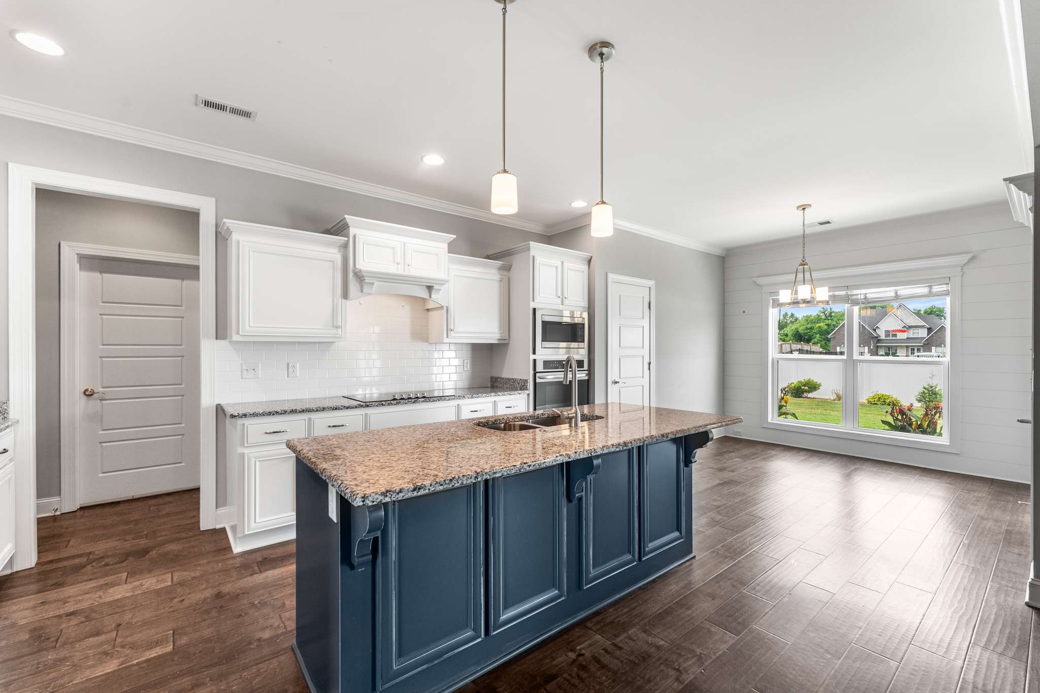 1110 Escalade Ct