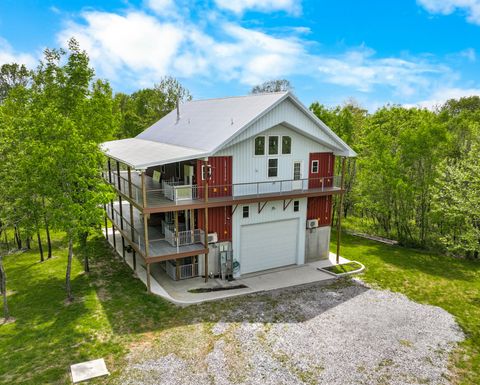 210 Patricia Cir Indian Mound TN 37079