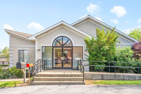 390 W 17th St Hopkinsville KY 42240