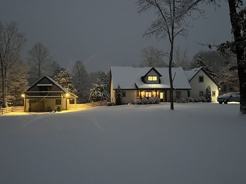 8006 Rose Ridge Pvt LN Fairview TN 37062