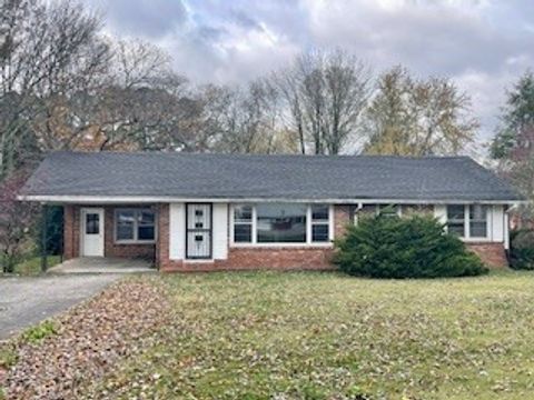 823 S Broadway St, Portland, TN 37148 - MLS#: 2763593
