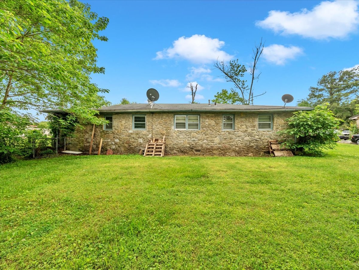 15 Owen Dr