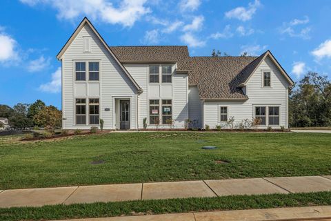 7322 Winners Road Murfreesboro TN 37129