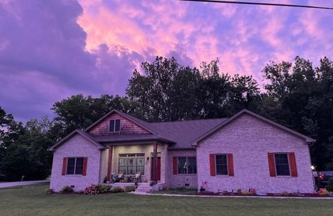 1241 Emerson Cir Hopkinsville KY 42240
