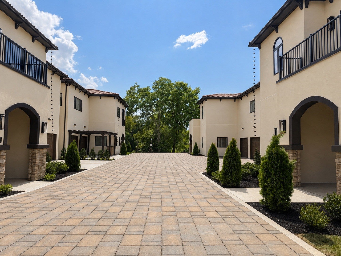 104 Ladera Ct