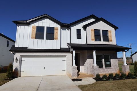 Photo of 2561 Peaceful Valley Drive, Columbia, TN 38401 (MLS # 3123384)