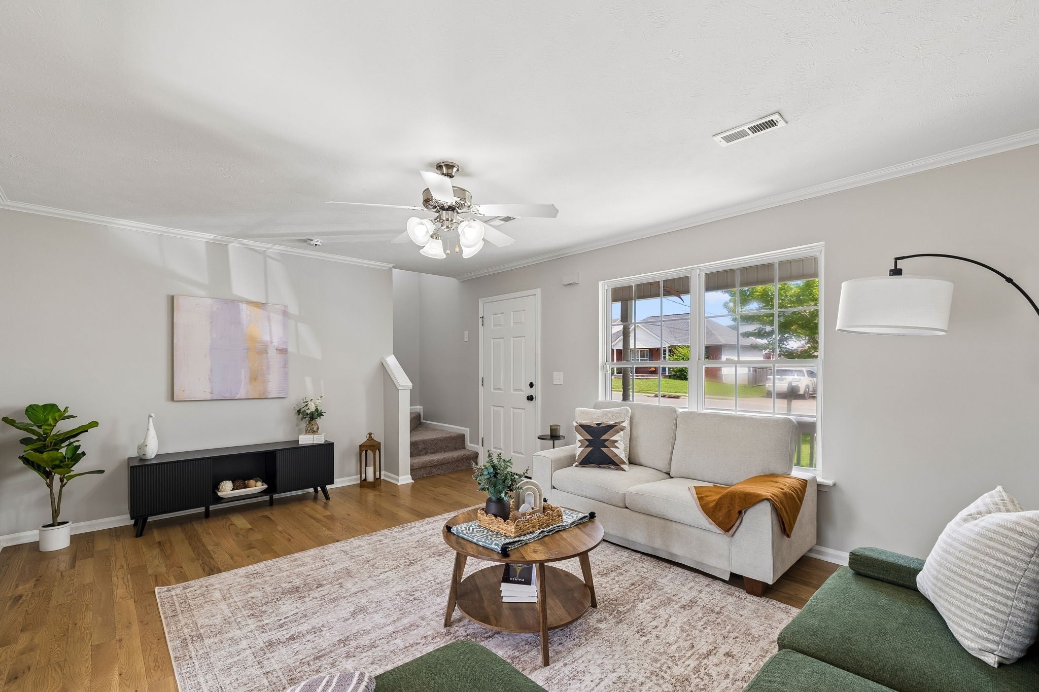 1137 Geneil Ln