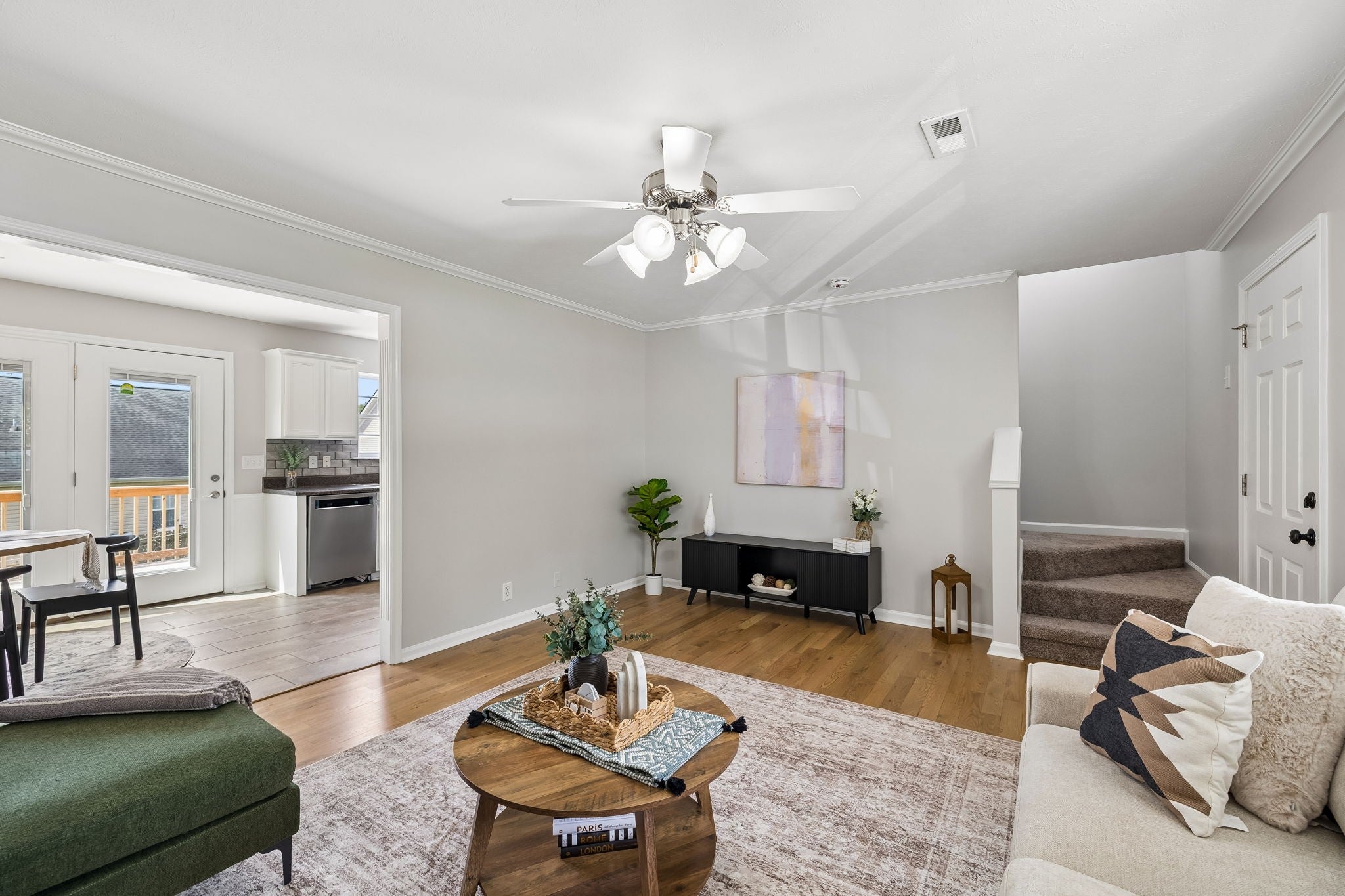 1137 Geneil Ln