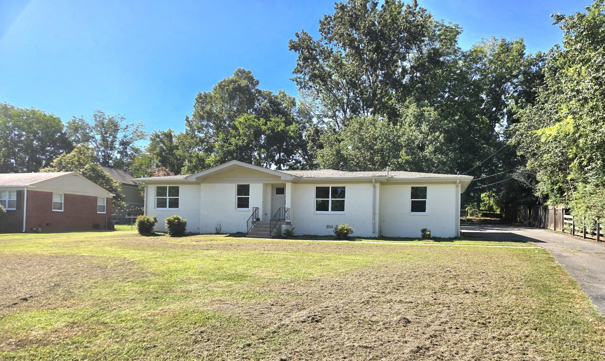 1628 Edgewood Dr