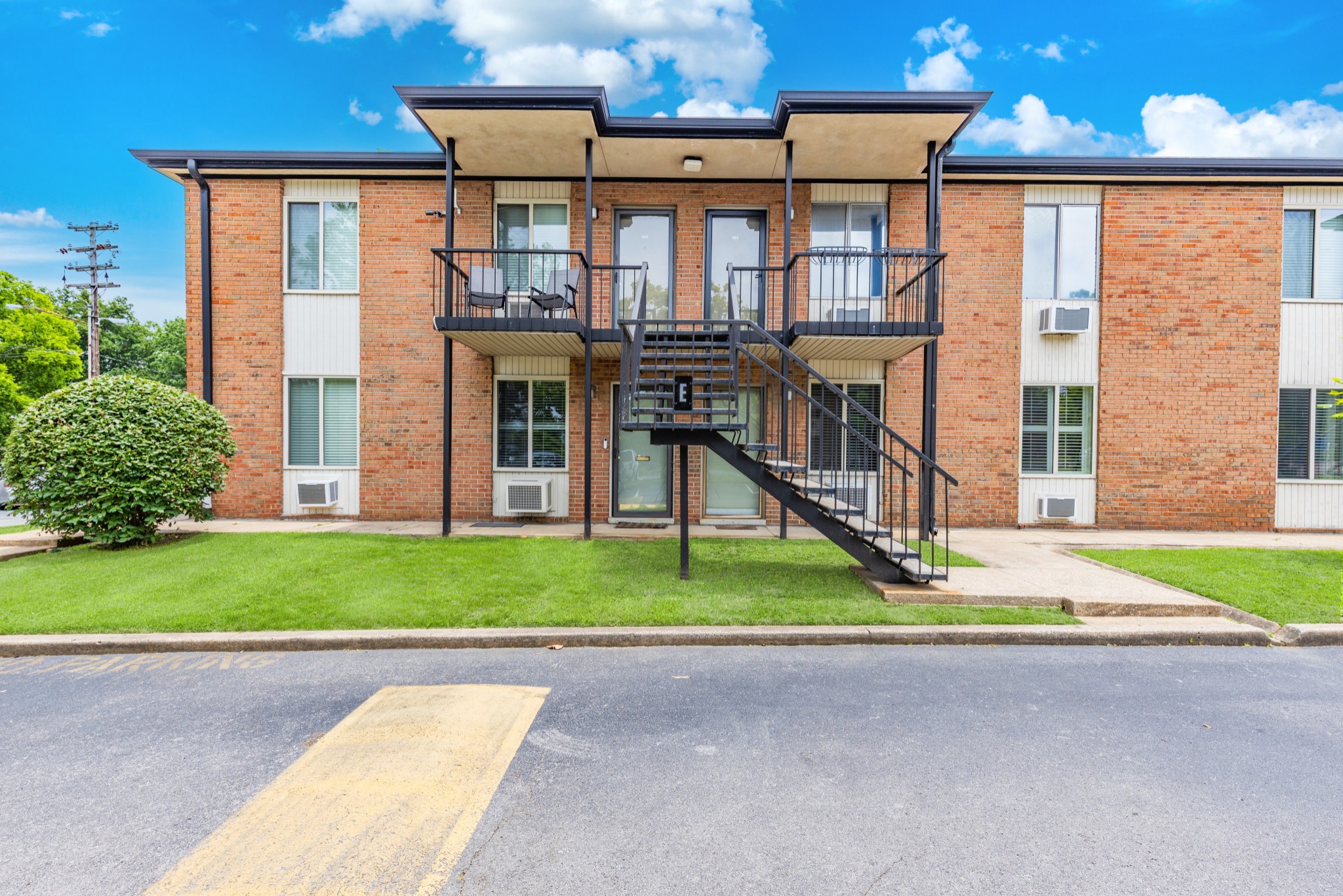 Middle Tennessee Properties 3 2601 Hillsboro Pike E6