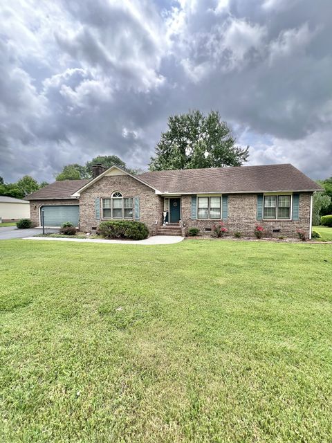 98 Edgefield Dr Manchester TN 37355