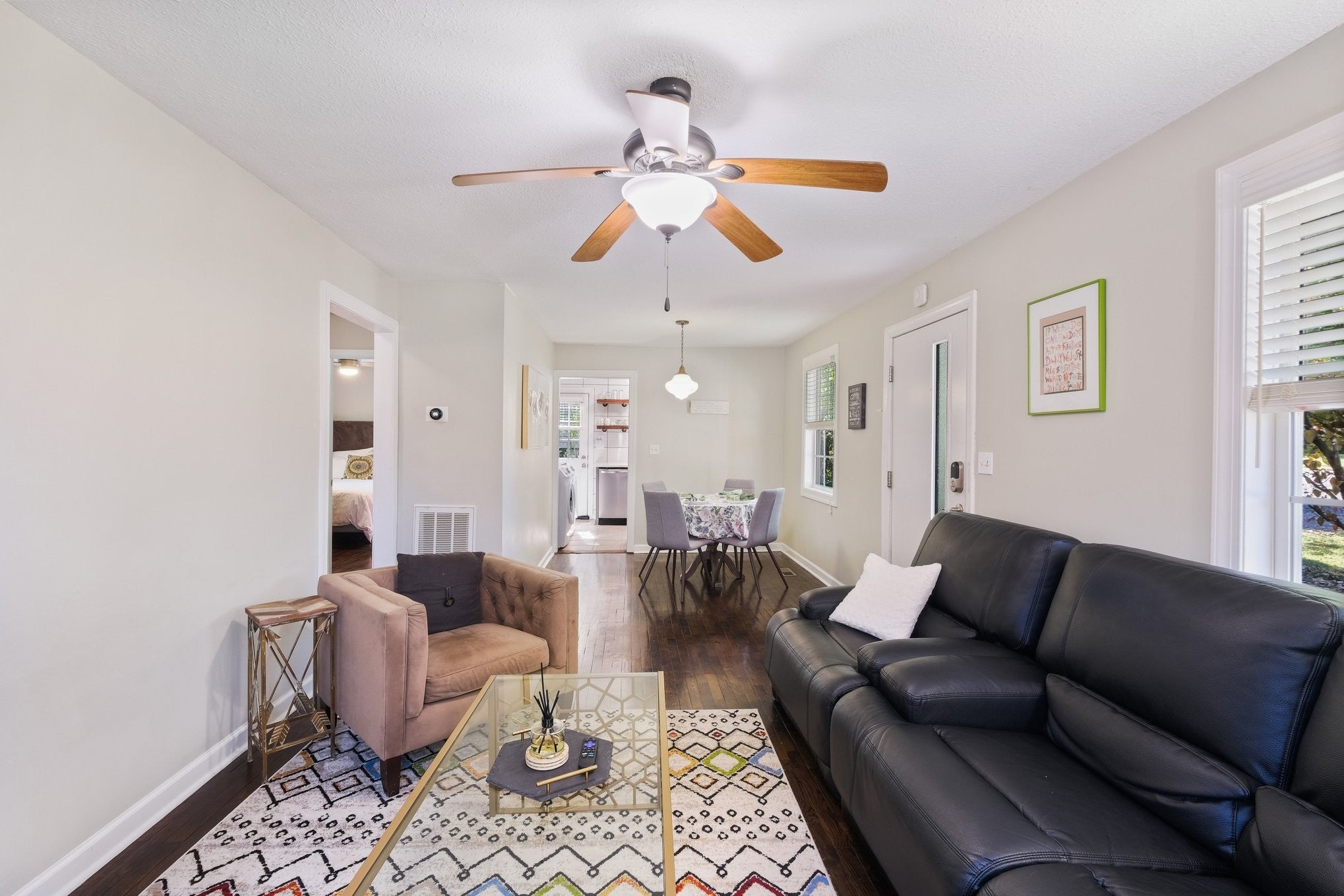 913 Emmett Ave