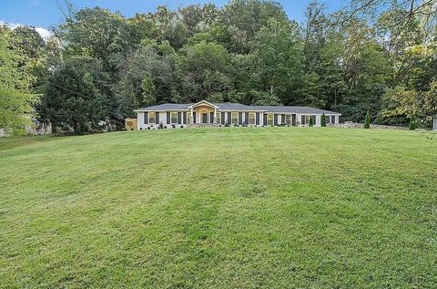 6617 Ellesmere Rd Nashville TN 37205