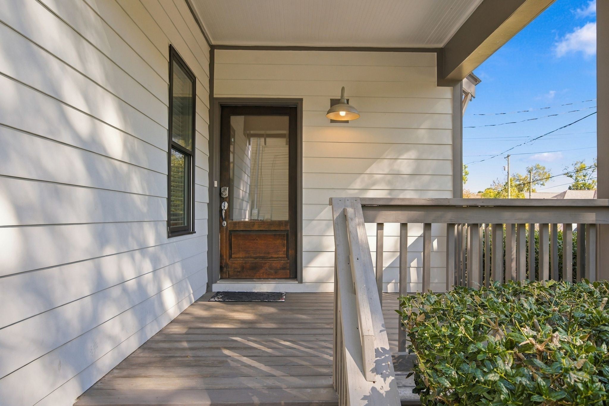 1205 Keller Ave