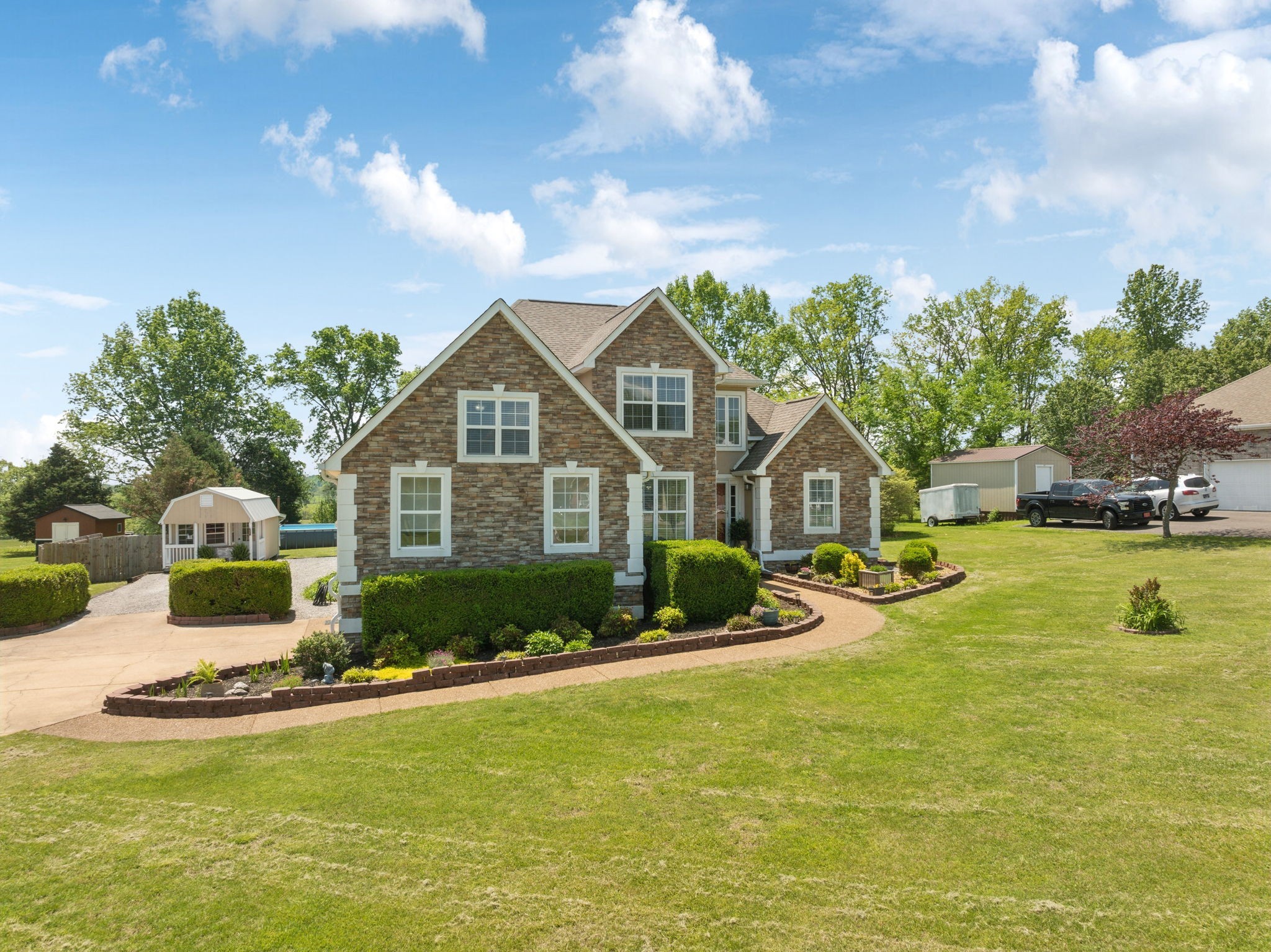 1427 Oak Leaf Dr