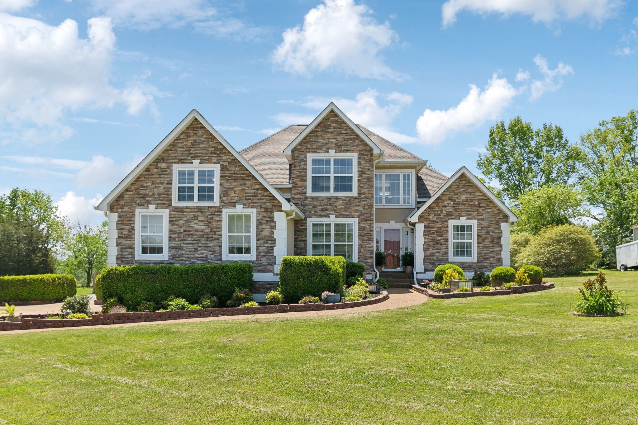 1427 Oak Leaf Dr
