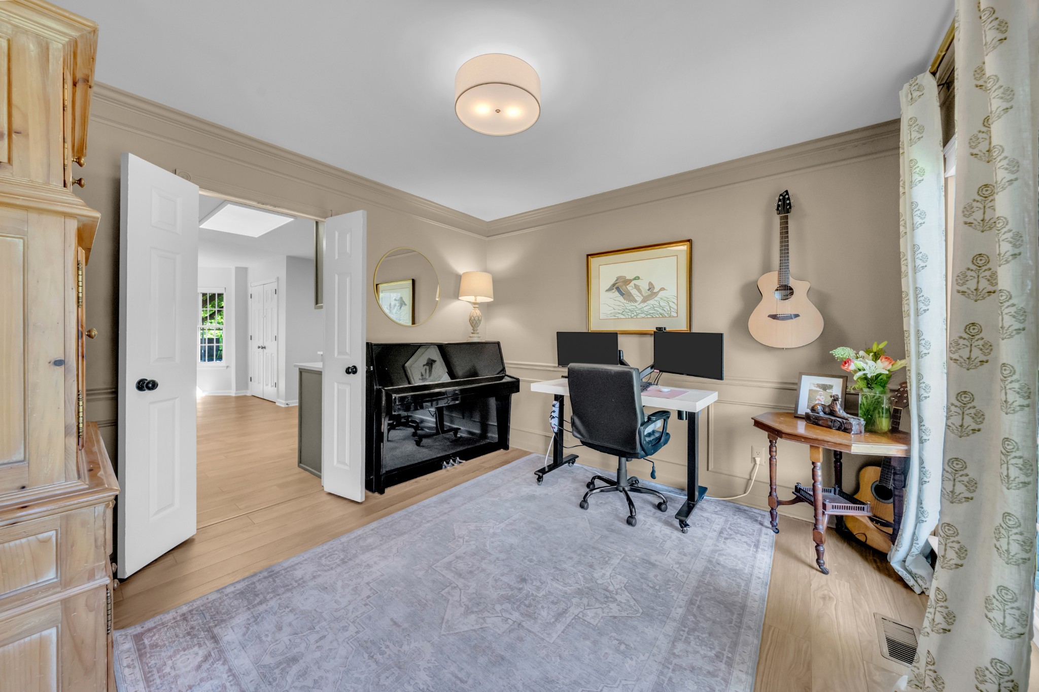 2407 Amber Glen Dr