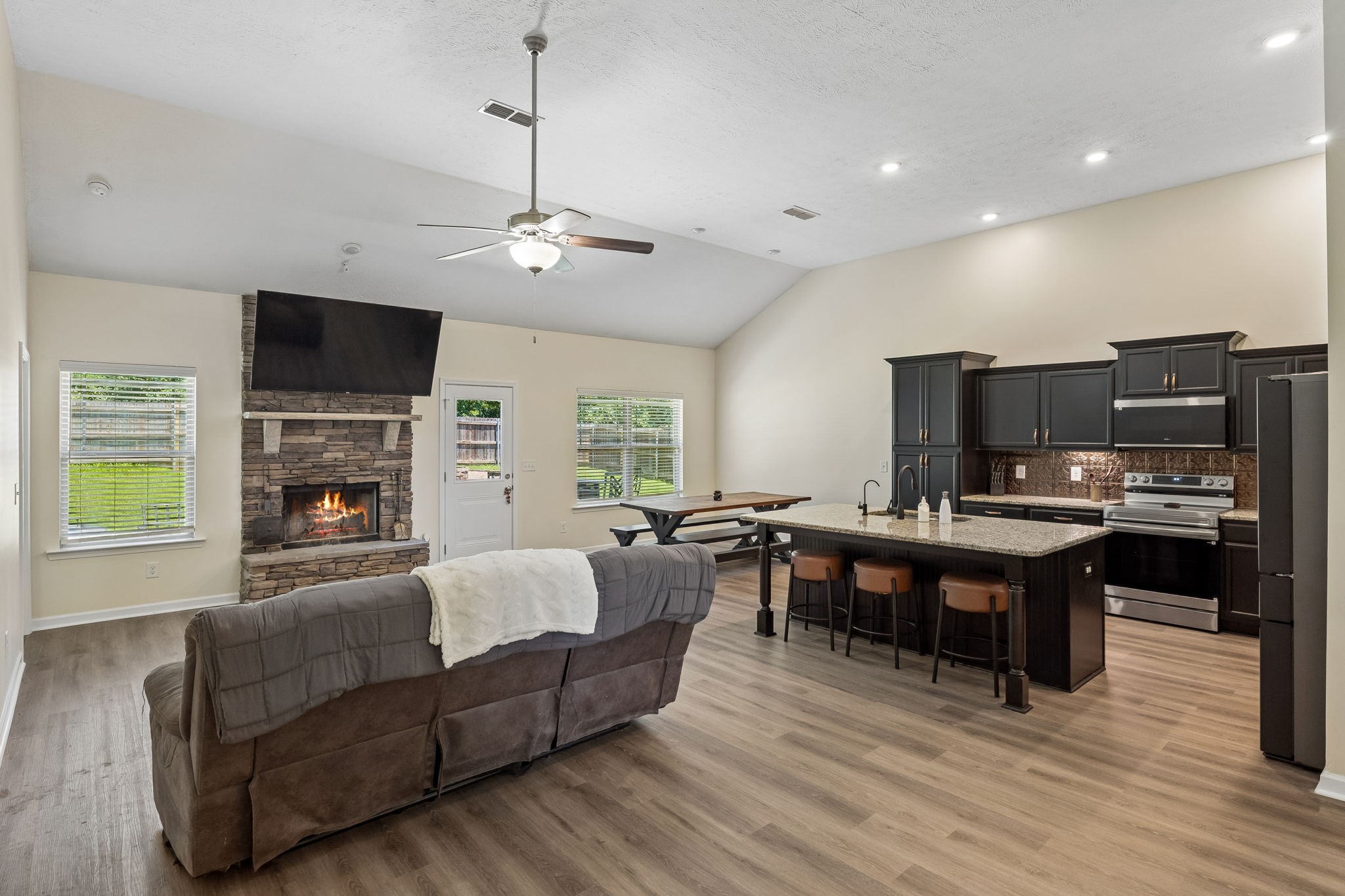 1138 Starhurst Dr