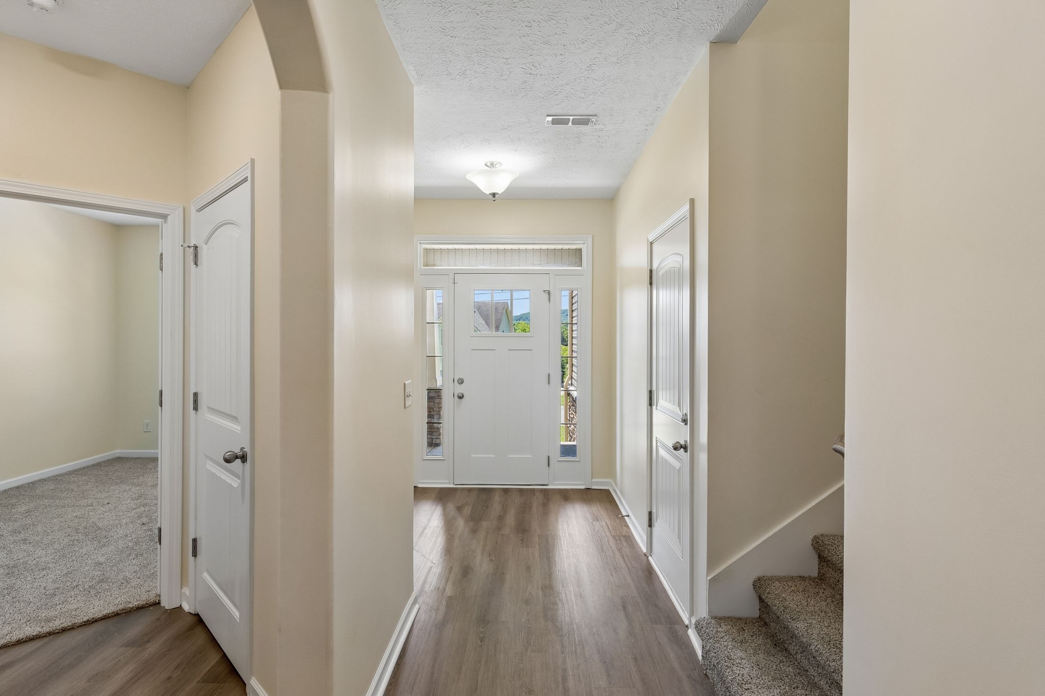 1138 Starhurst Dr
