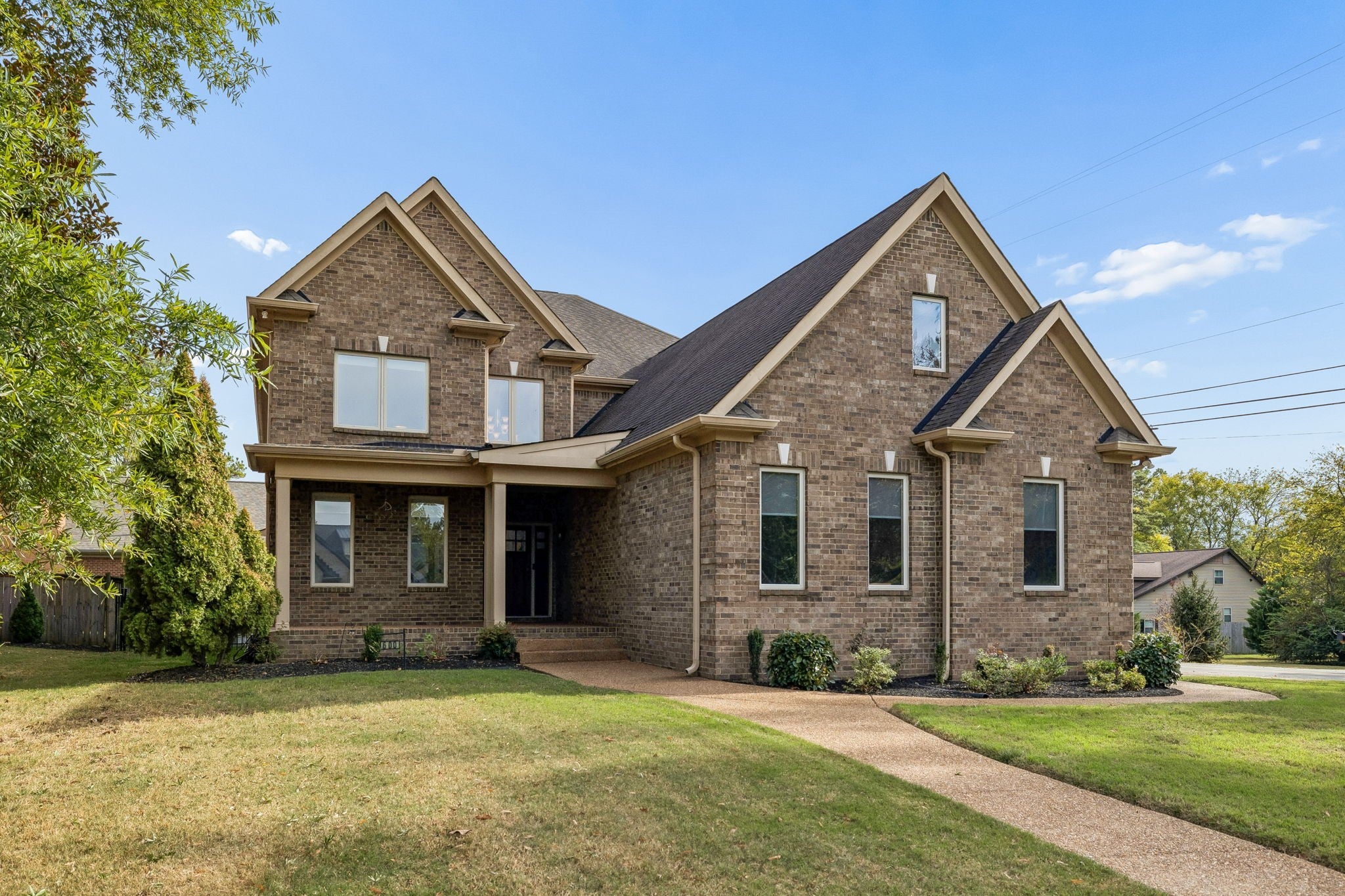 600 Lakemeade Pt