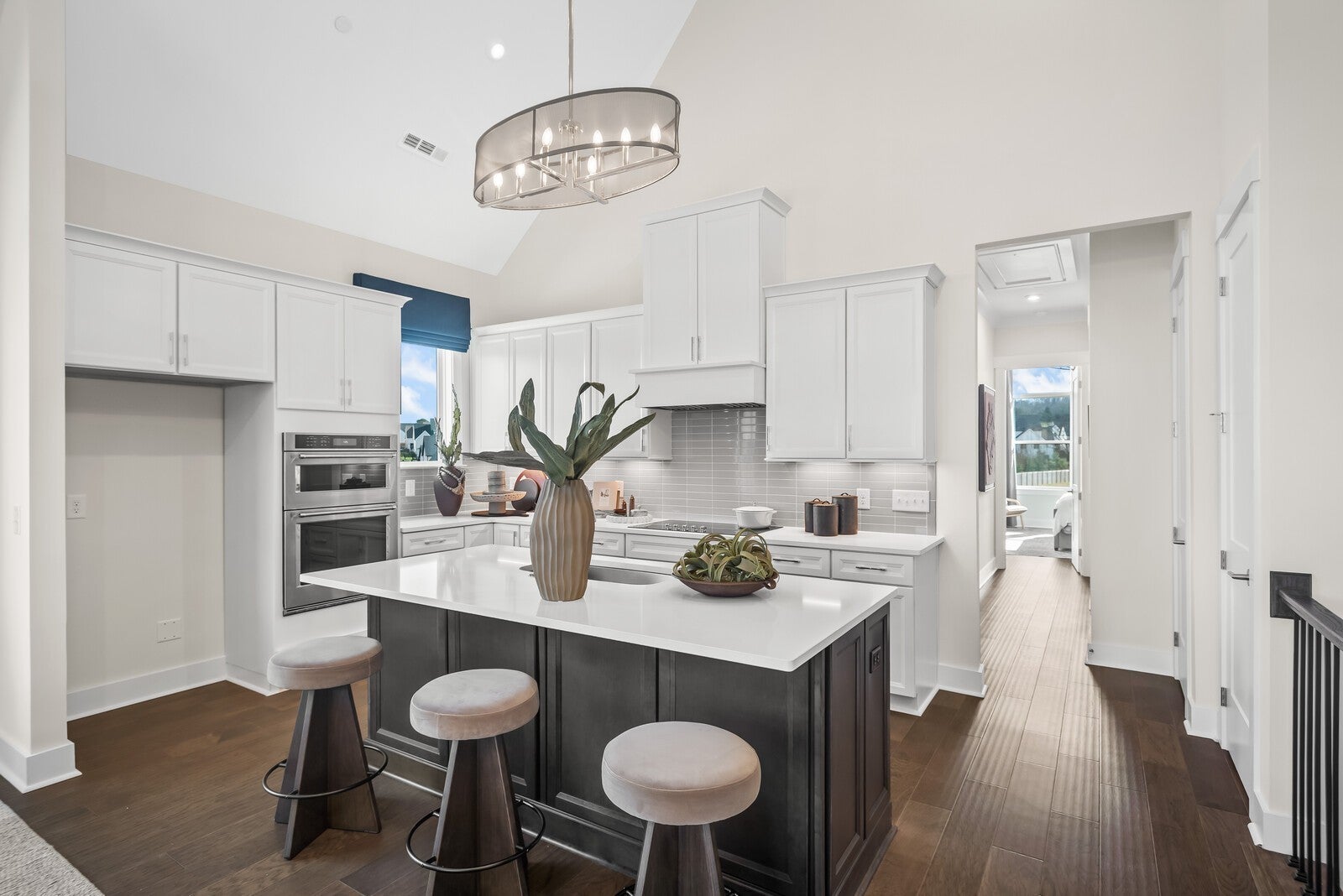 2105 Conductor Ln