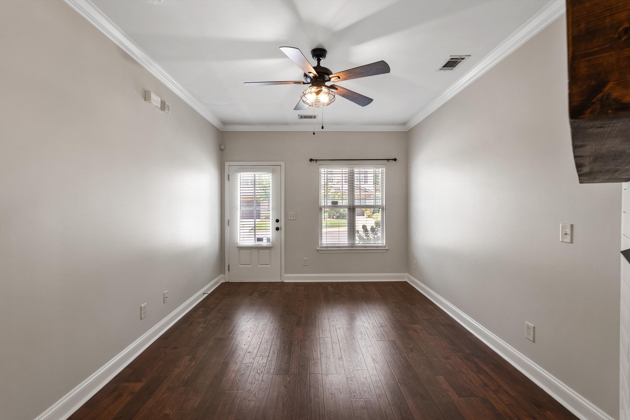 1122 Woodbury Falls Ct