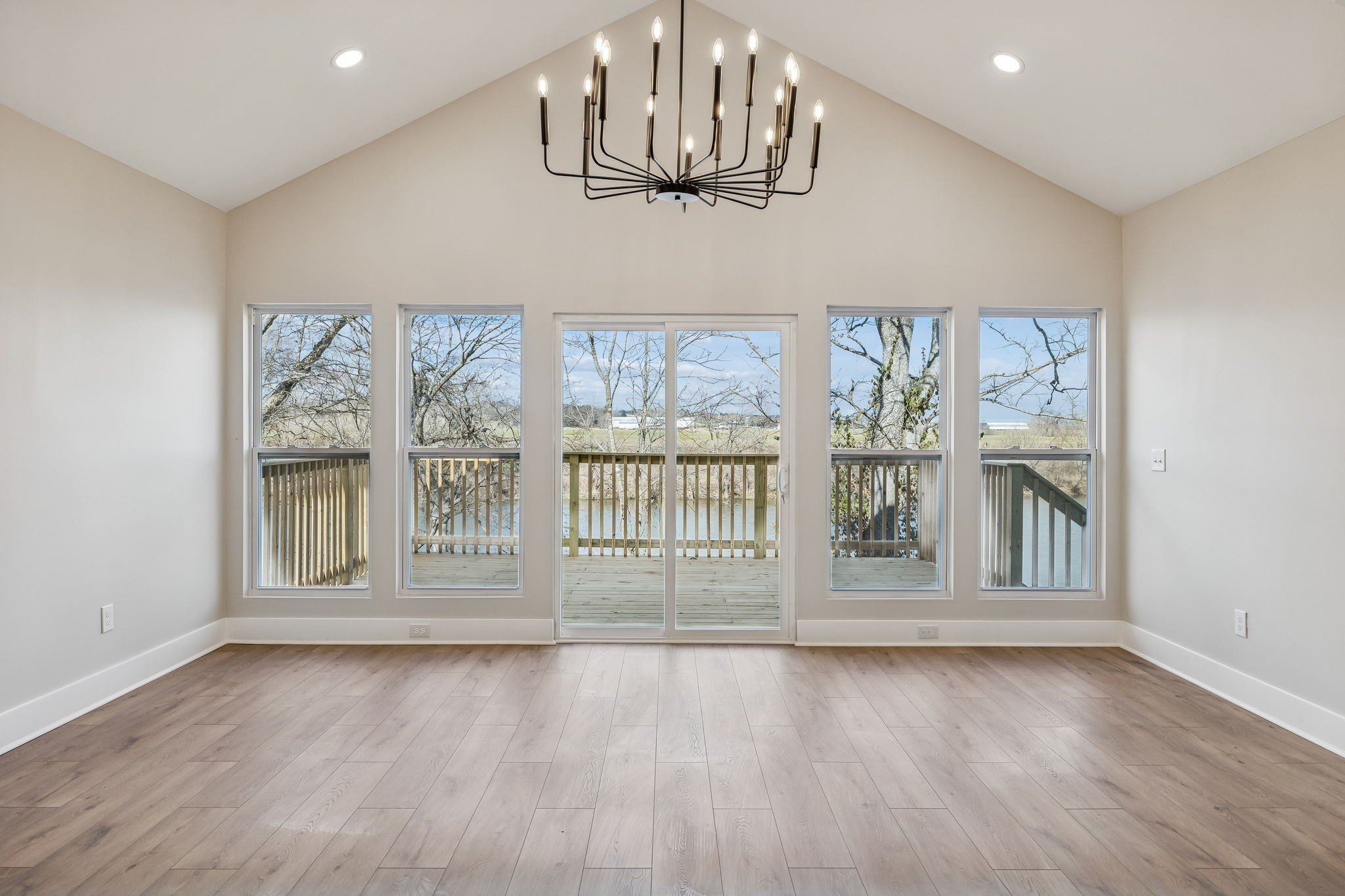 14 Dr James Fisher Cir