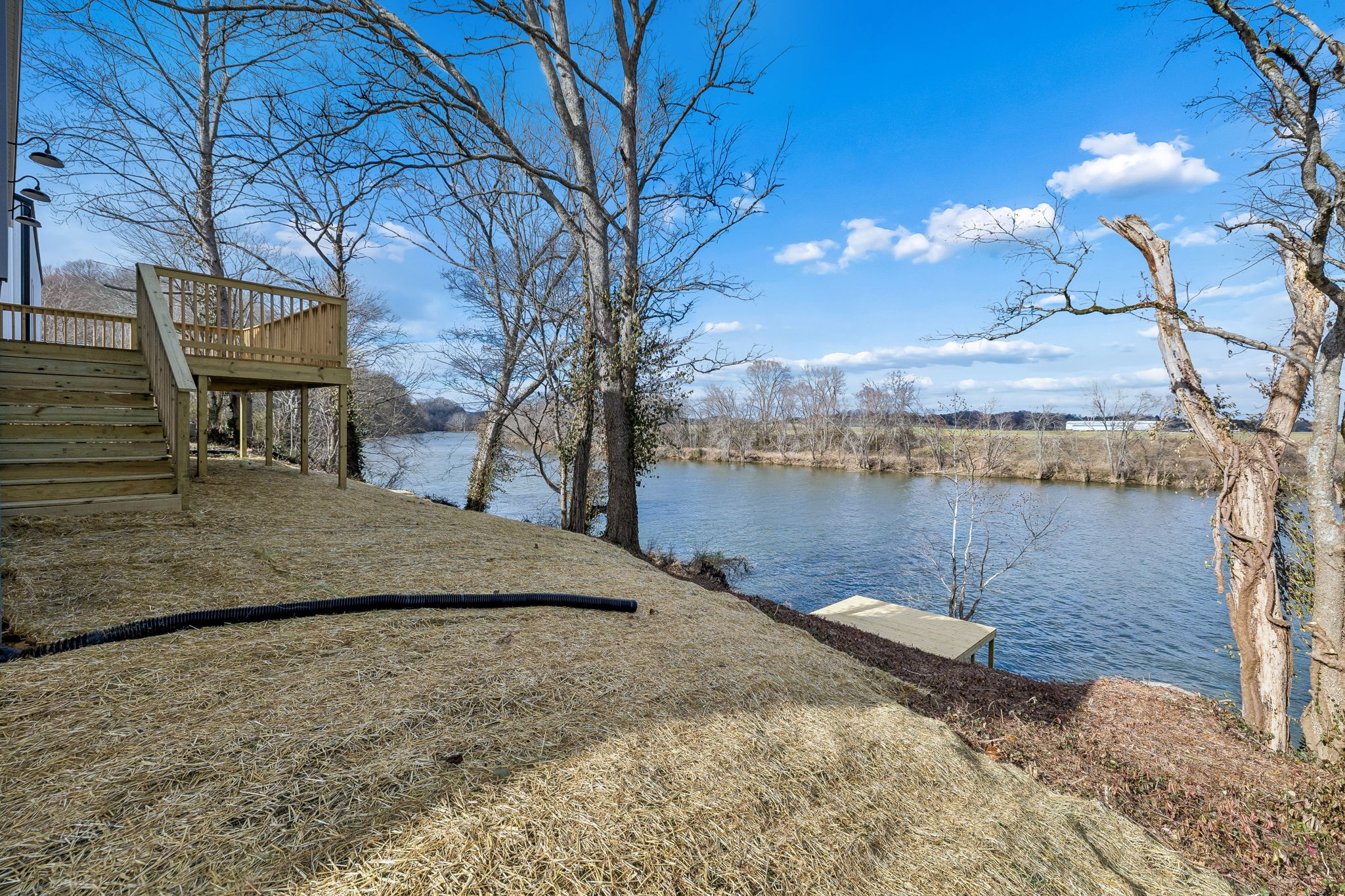 14 Dr James Fisher Cir