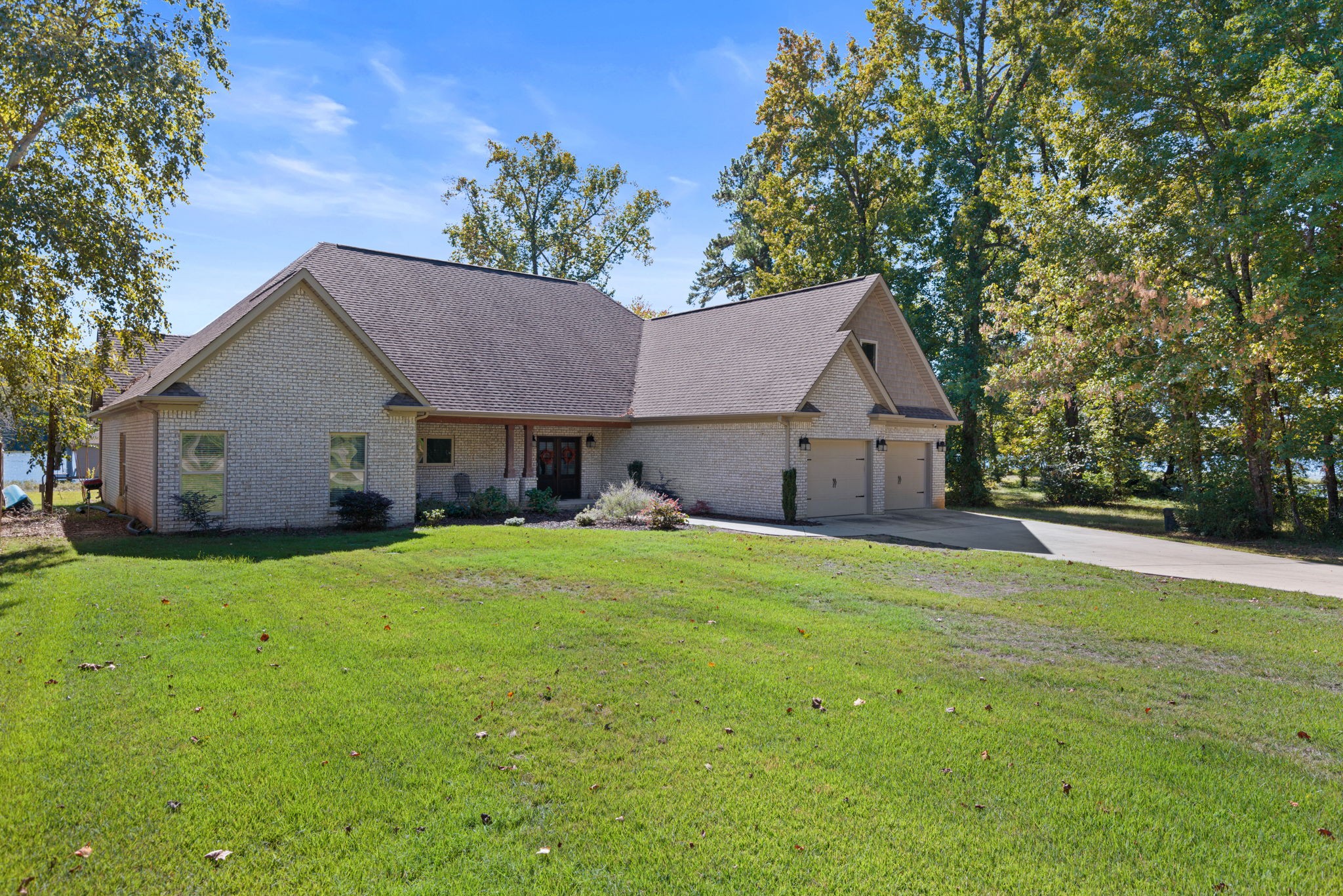 200 East Dr