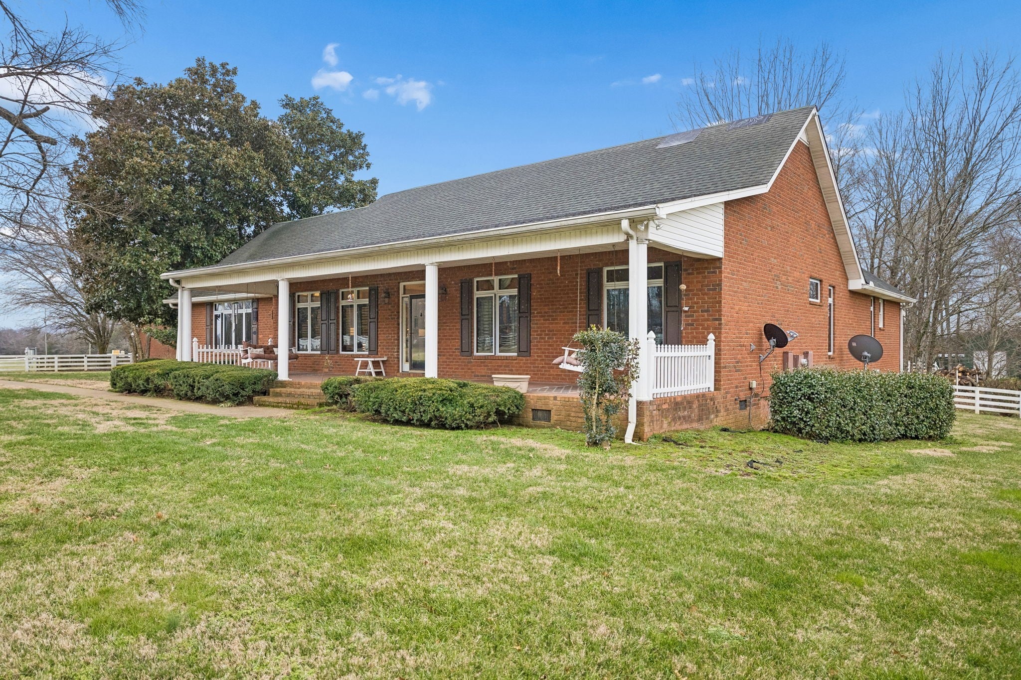 7488 Lowe Ln