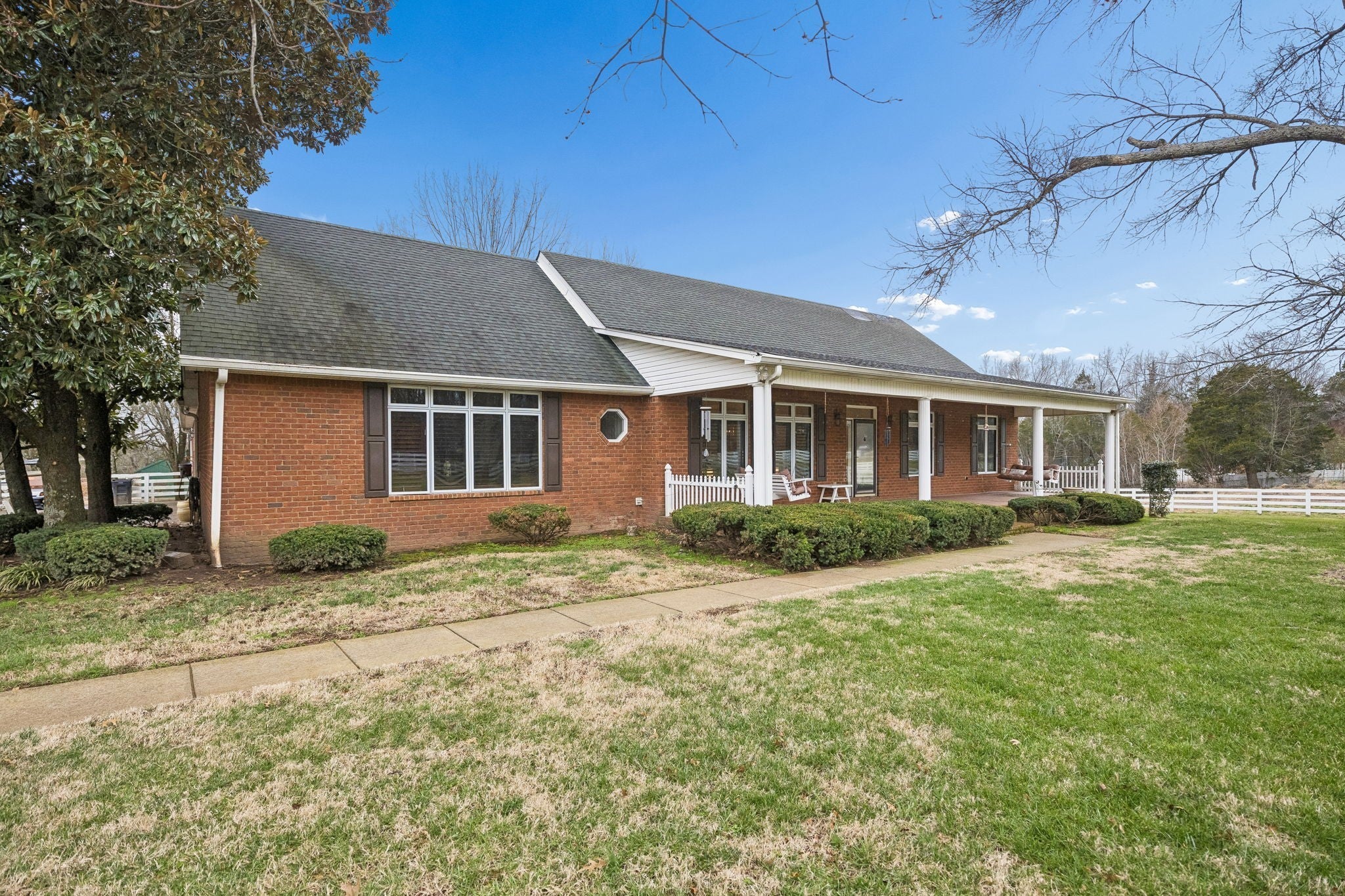 7488 Lowe Ln