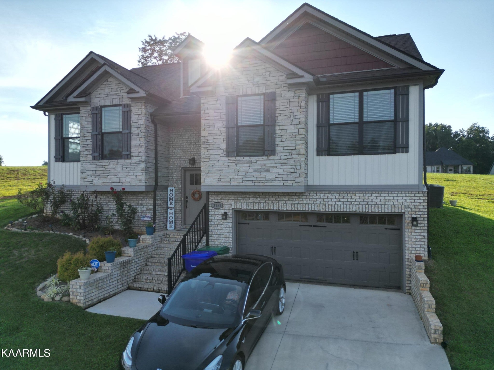 3182 Bridgewater Blvd