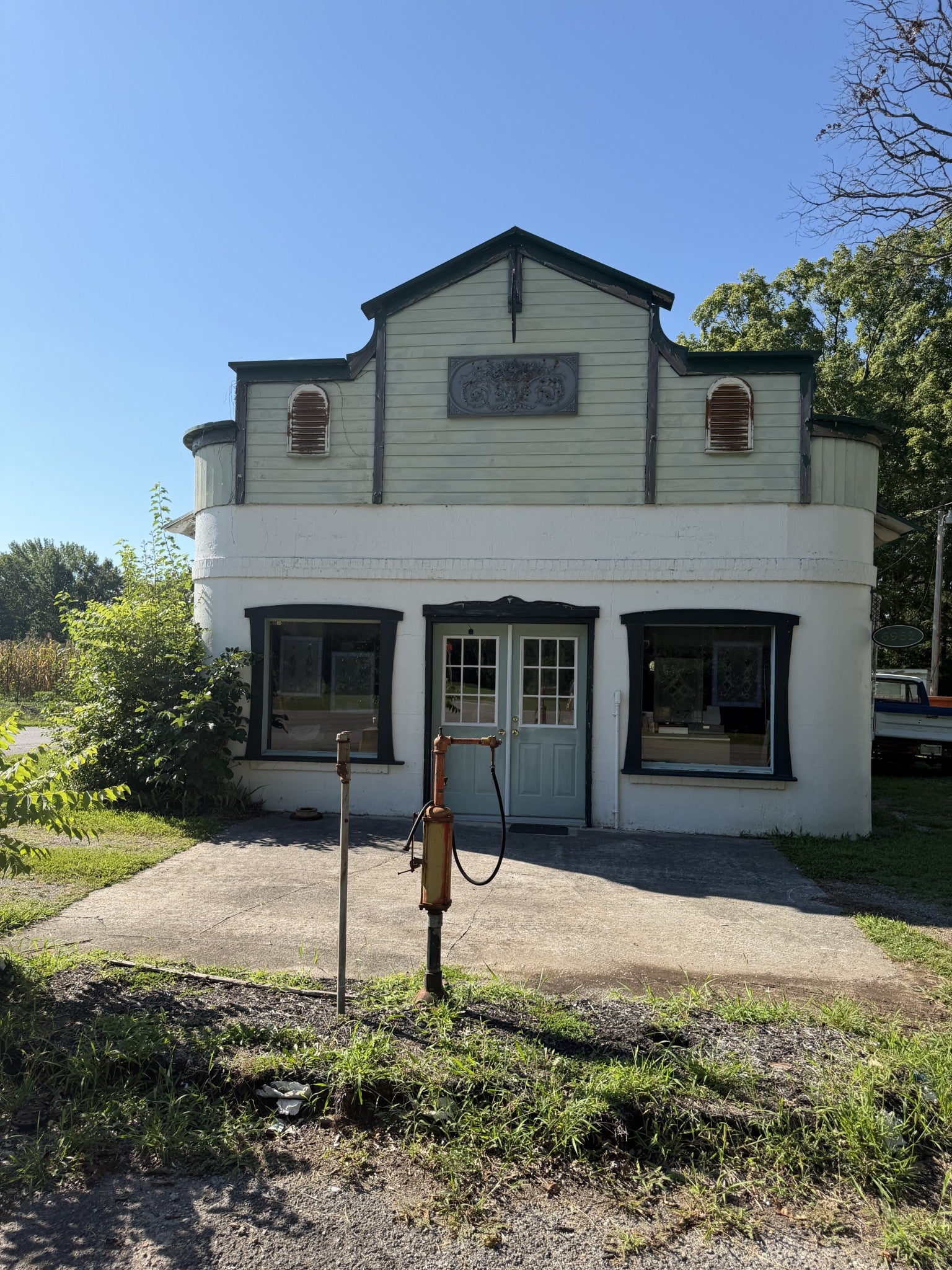 6962 Highway 25 E