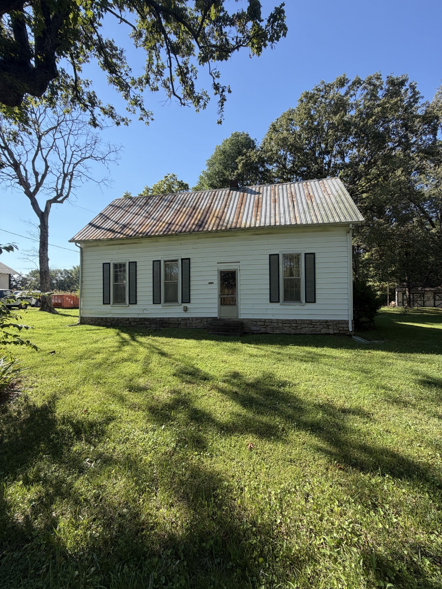 6962 Highway 25 E
