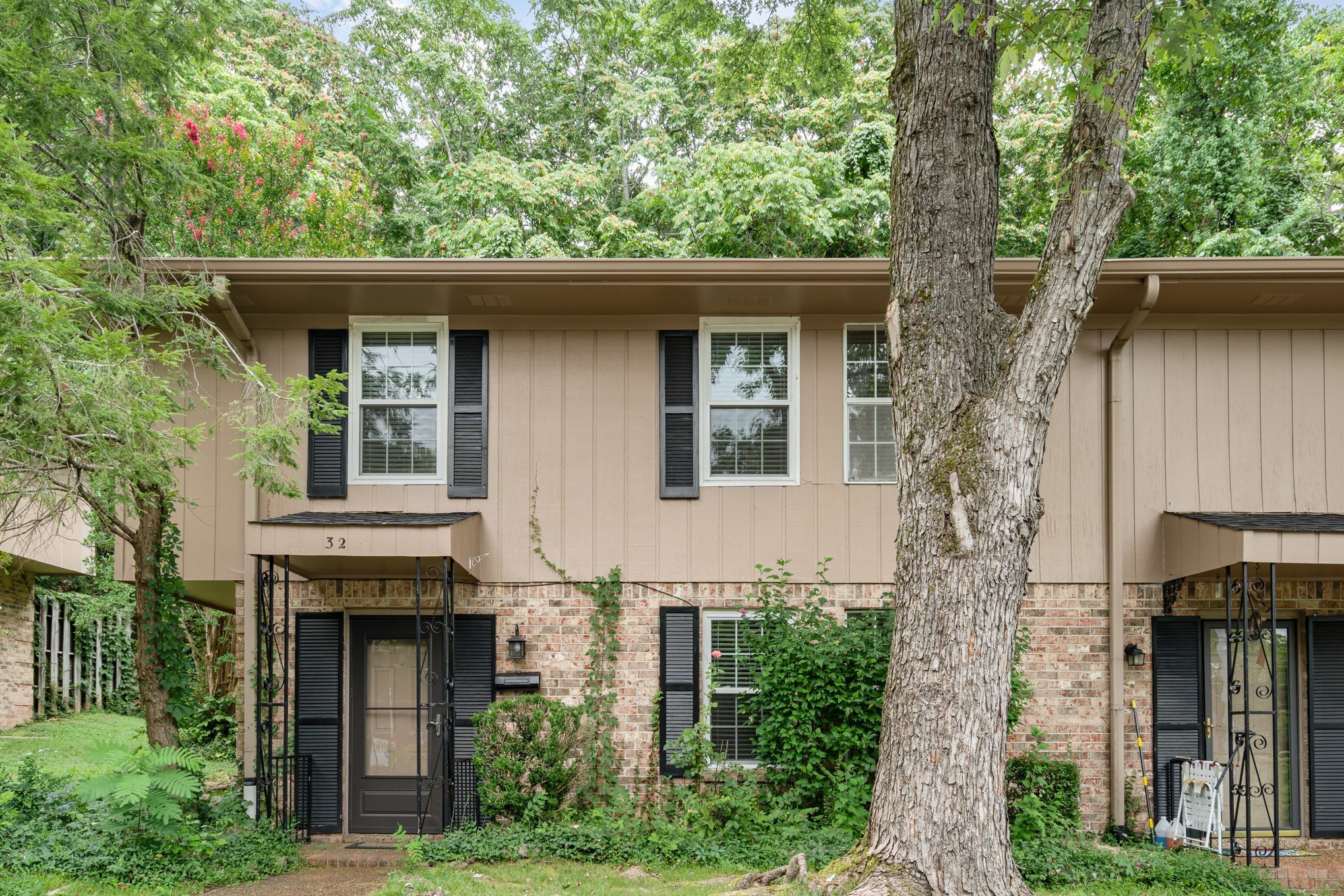 110 Bellevue Rd 32
