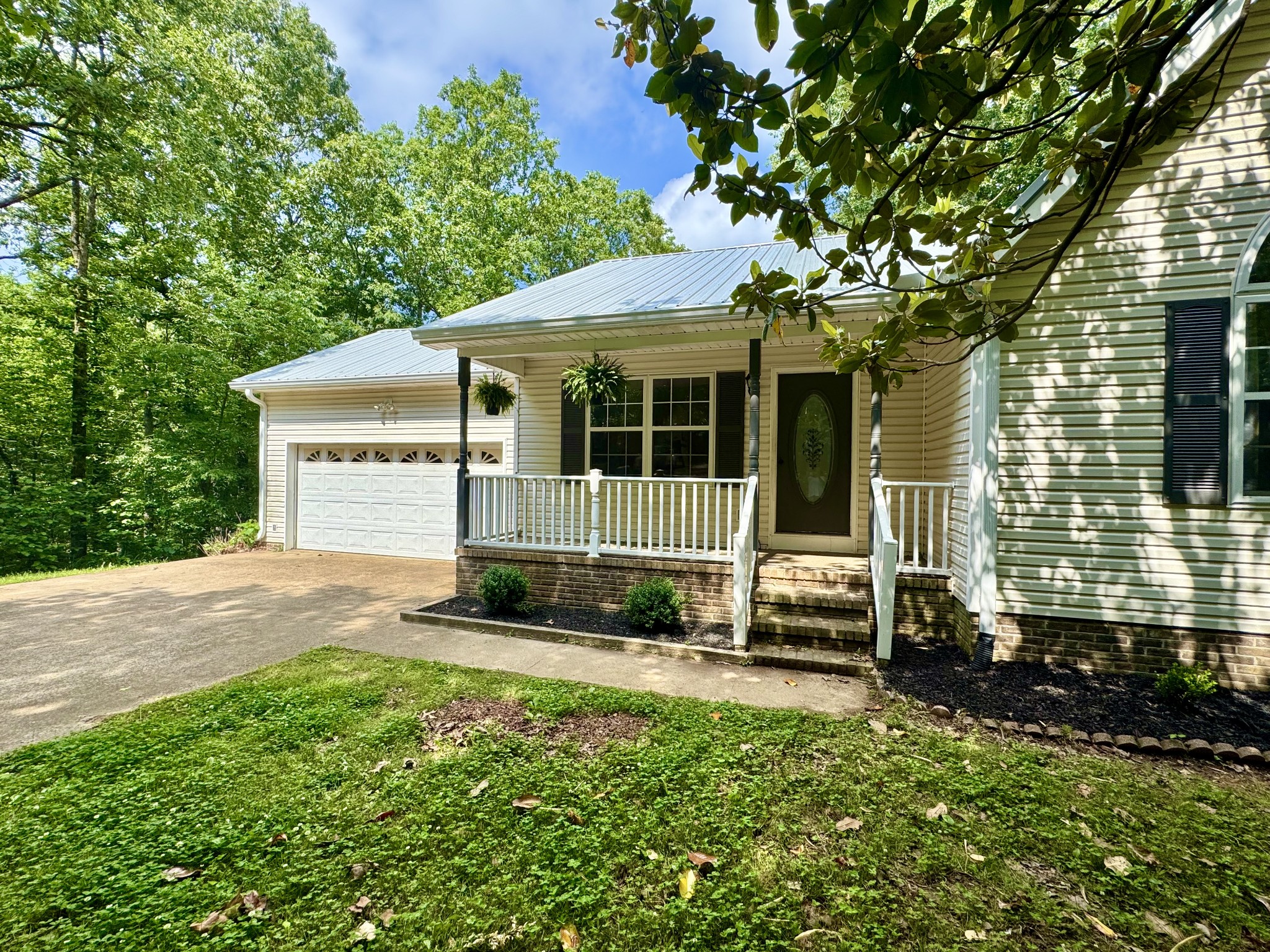 130 Jordan Ln