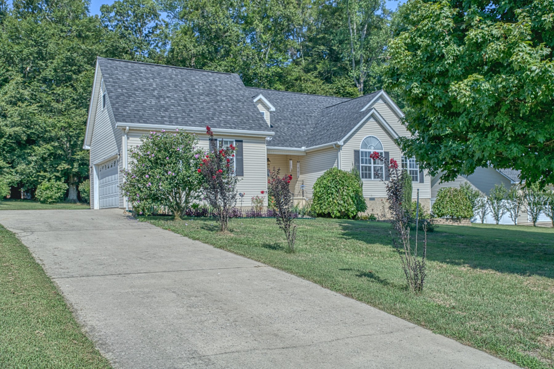 3409 Wj Robinson Rd NE