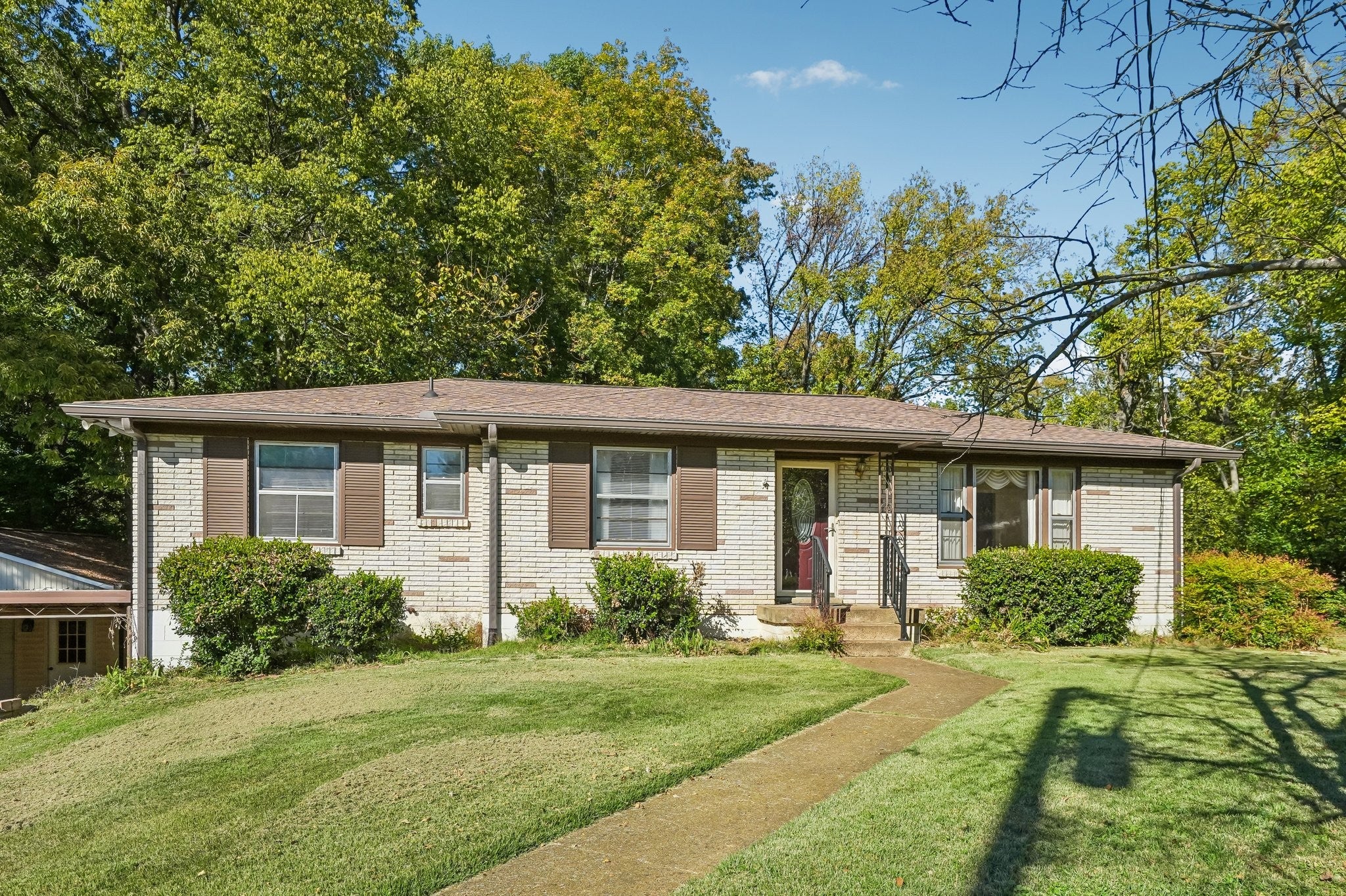 2501 Sherman Ct