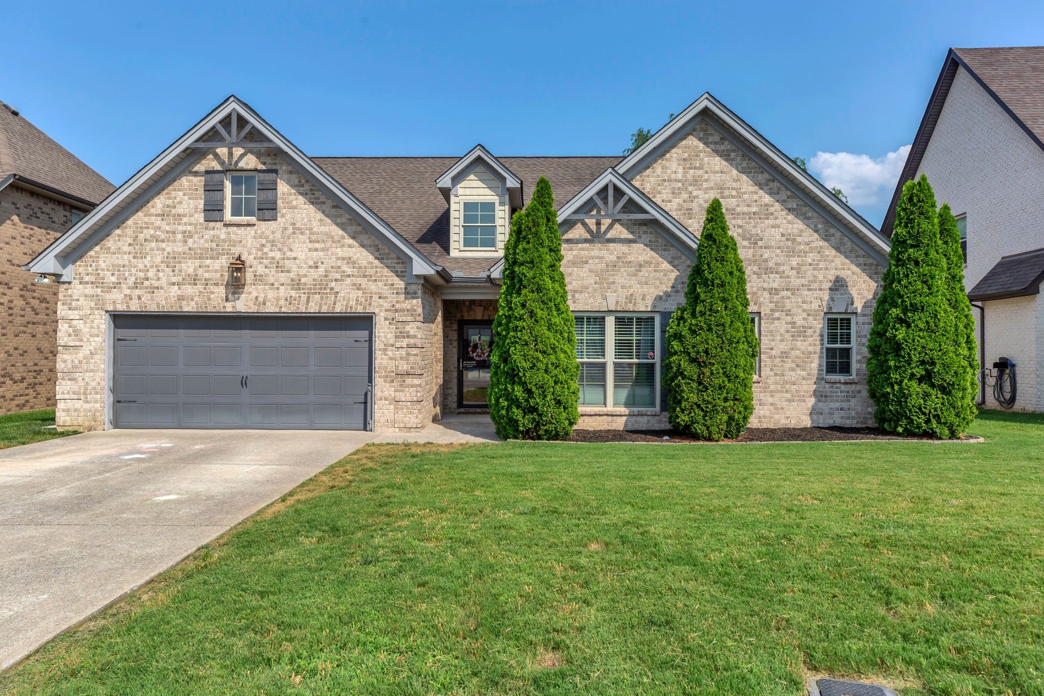 1240 Hensfield Dr