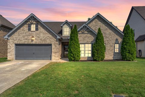 1240 Hensfield Dr Murfreesboro TN 37128