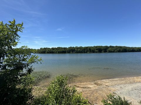 2781 Hardin Bottom Road Clifton TN 38425